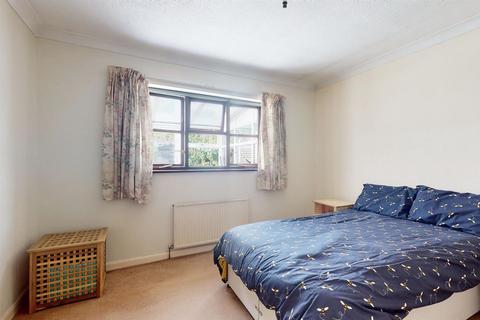 2 The Grove, Earls Colne, Colchester, CO6 2PZ