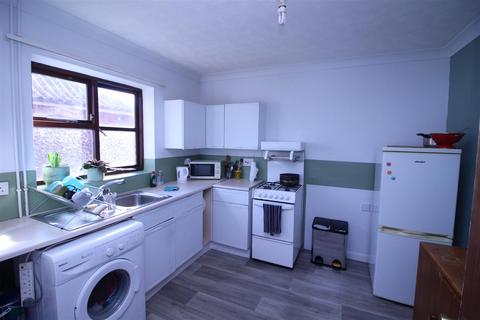 2 The Grove, Earls Colne, Colchester, CO6 2PZ
