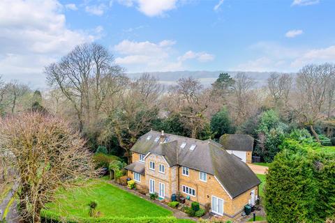 7 bedroom detached house for sale - Walpole Avenue, Chipstead