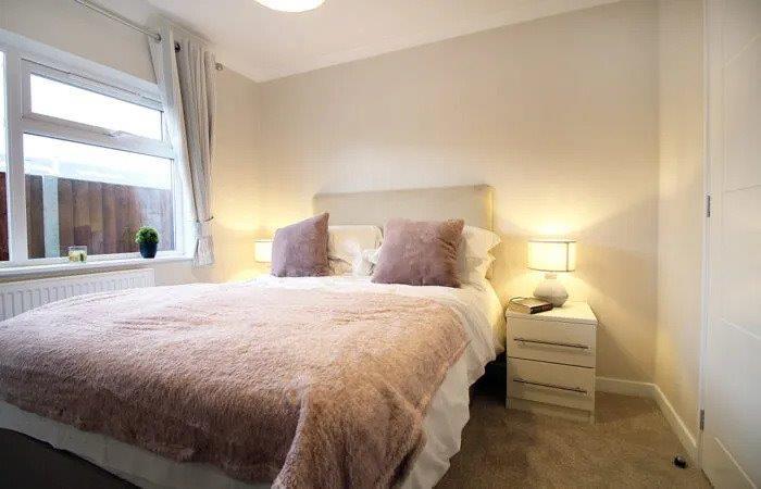 Omar-Newmarket-Bedroom-Two-700x450.jpg