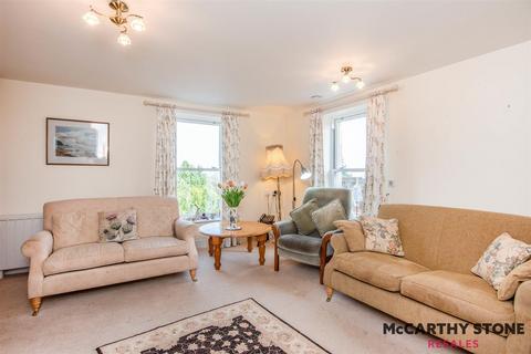 1 bedroom apartment for sale - Cartwright Court, Church Street, Malvern, WR14 2GE