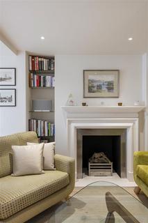 Flat 2, 10 - 12 Brompton Square, London, SW3 2AA