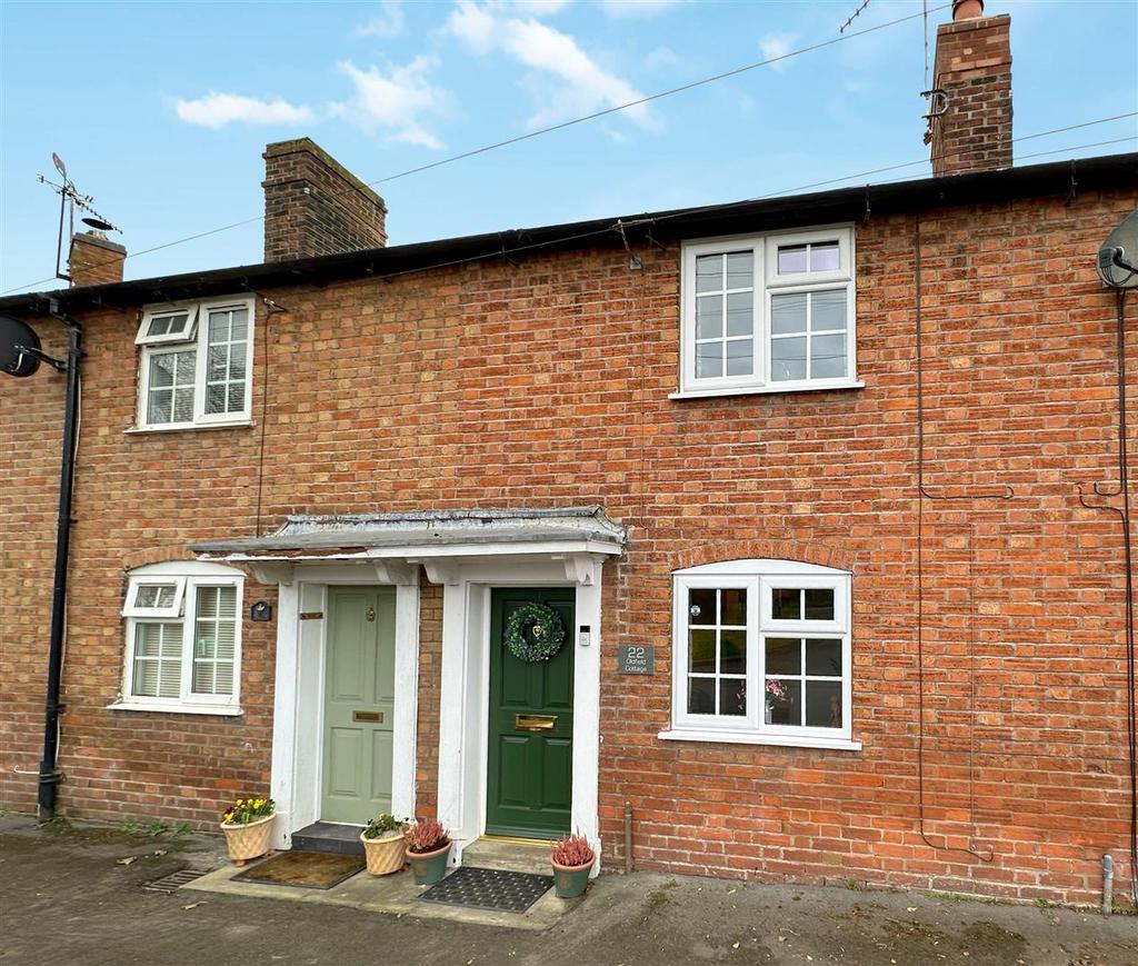 22, Alderminster, StratforduponAvon 2 bed character property for sale
