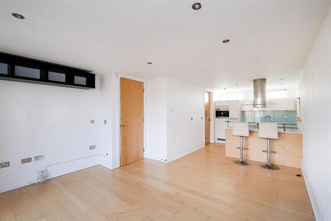 2 bedroom apartment for sale, Lower Queens Road, Buckhurst Hill