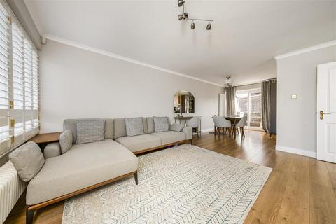 2 bedroom maisonette for sale, Manor Road, Twickenham