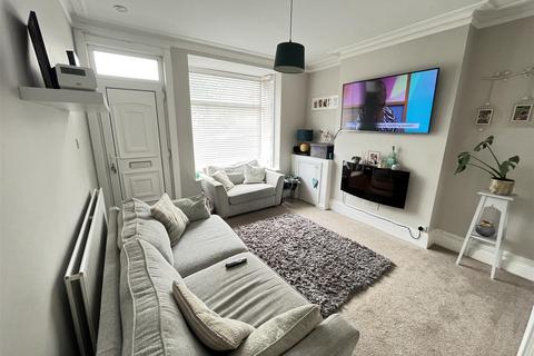 54 Ferry Street, Burton-on-trent, DE15 9EY