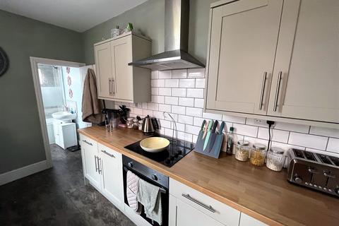 54 Ferry Street, Burton-on-trent, DE15 9EY