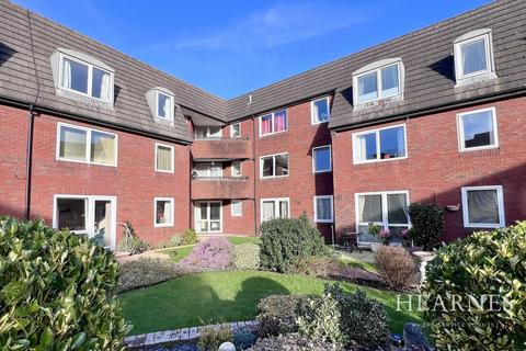 1 bedroom retirement property for sale, Ringwood Road, Ferndown, BH22