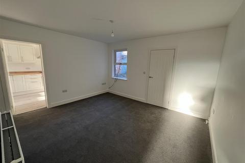 103 Forest Road, Burton-on-trent, DE13 9TP