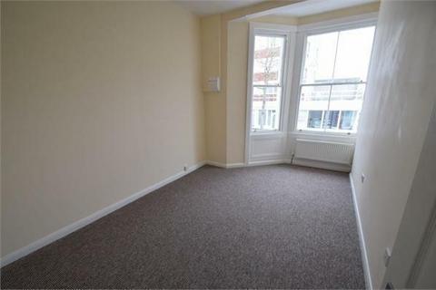 1 bedroom flat for sale, Pevensey Road, Eastbourne BN21