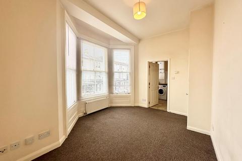 1 bedroom flat for sale, Pevensey Road, Eastbourne BN21