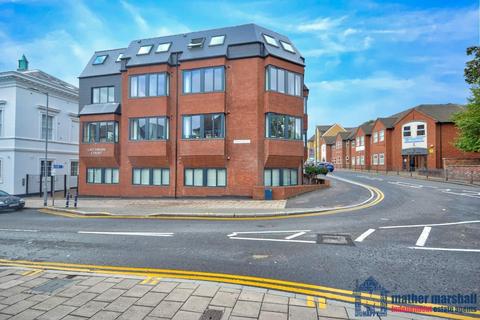 1 bedroom apartment for sale, Latchmore Court, Brand Street, Hitchin