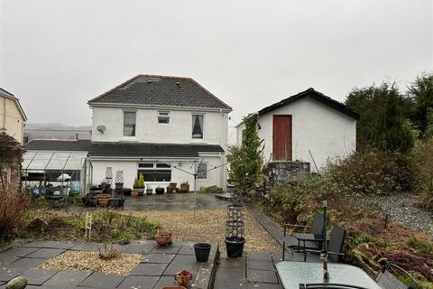 3 bedroom detached house for sale, Kings Road, Llandybie, Ammanford