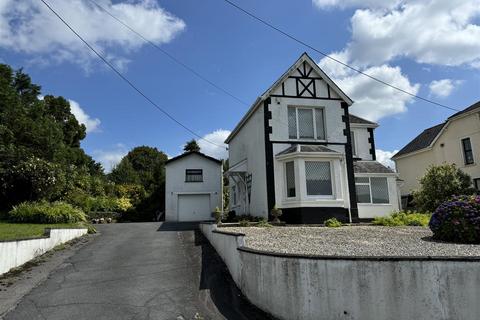 3 bedroom detached house for sale, Kings Road, Llandybie, Ammanford