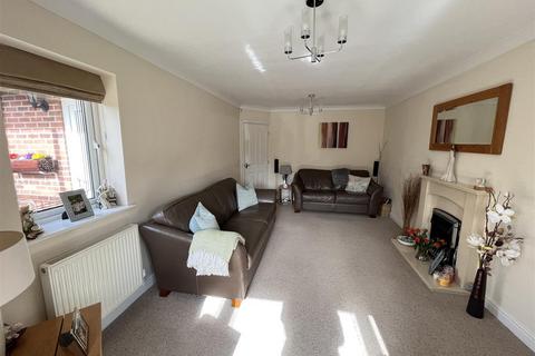152a Bitham Lane, Stretton, Burton-on-trent, DE13 0HB