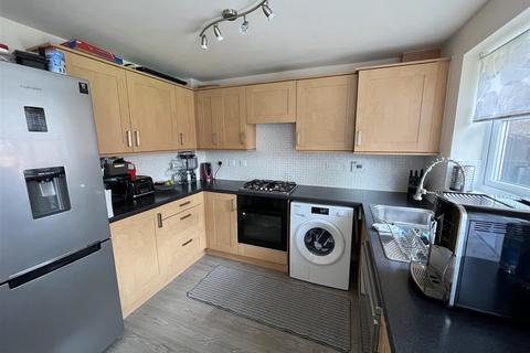 37 Hevea Road, Burton-on-trent, DE13 0SH