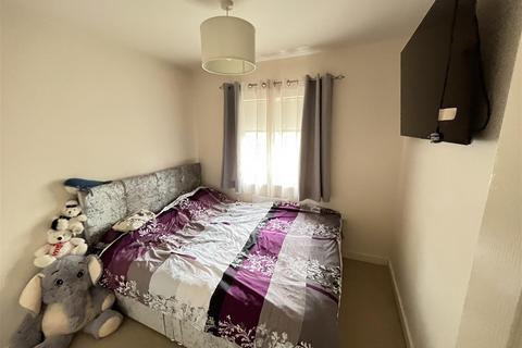 37 Hevea Road, Burton-on-trent, DE13 0SH