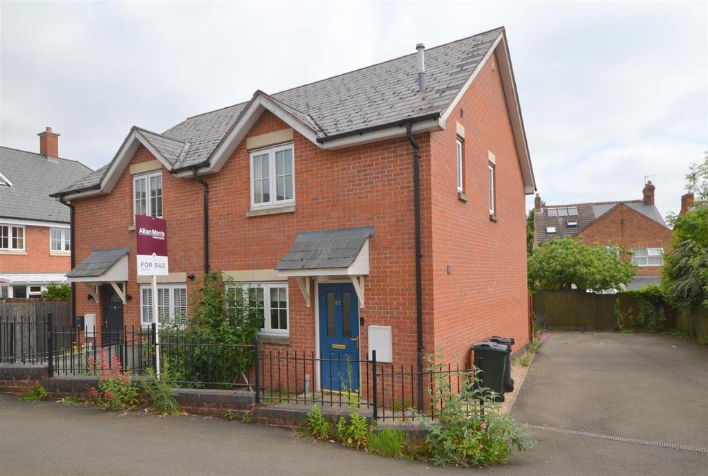 Somers Park Avenue, Malvern 3 bed semidetached house for sale £249,950
