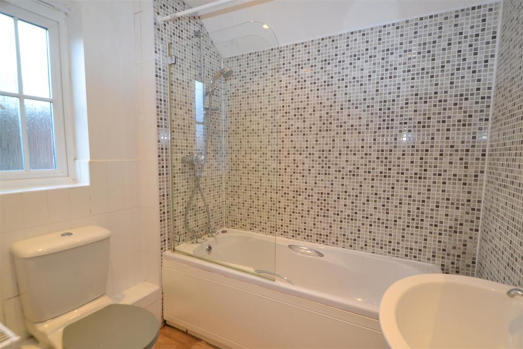Bath1.JPG