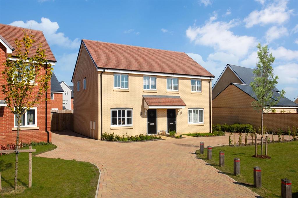 Marham Park IP32 3 bed semidetached house for sale £329,995