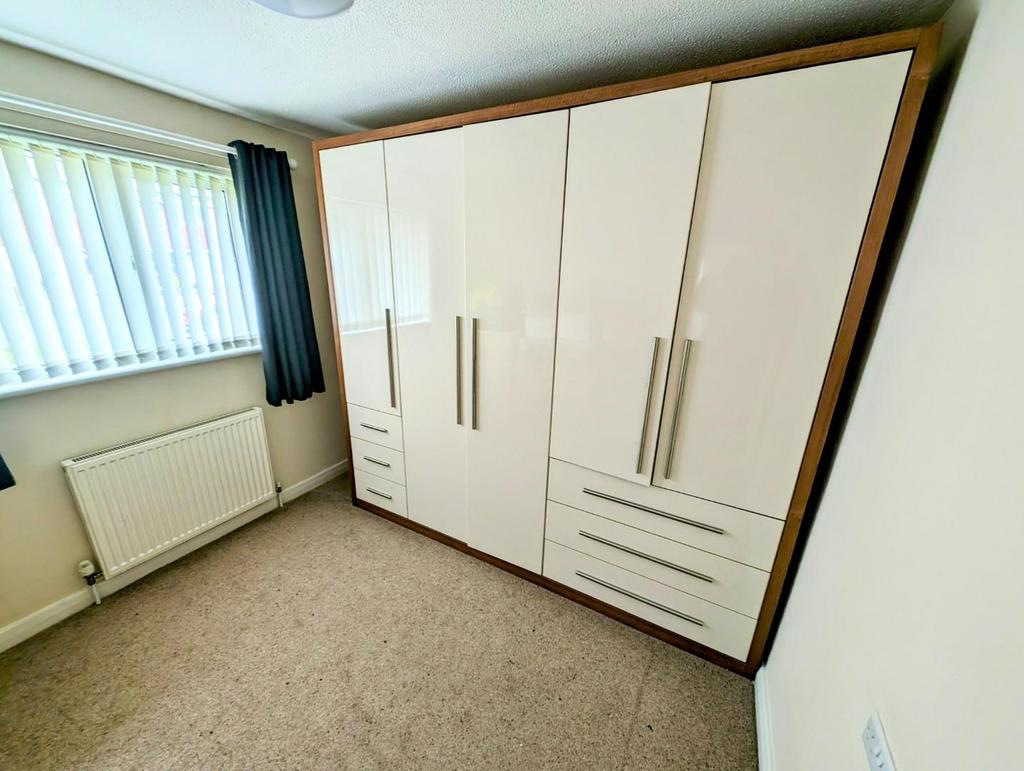 BEDROOM TWO 24 LAWNS ROAD.jpg