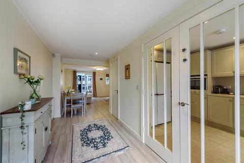 4 bedroom townhouse for sale - Honeyman Close, London, NW6