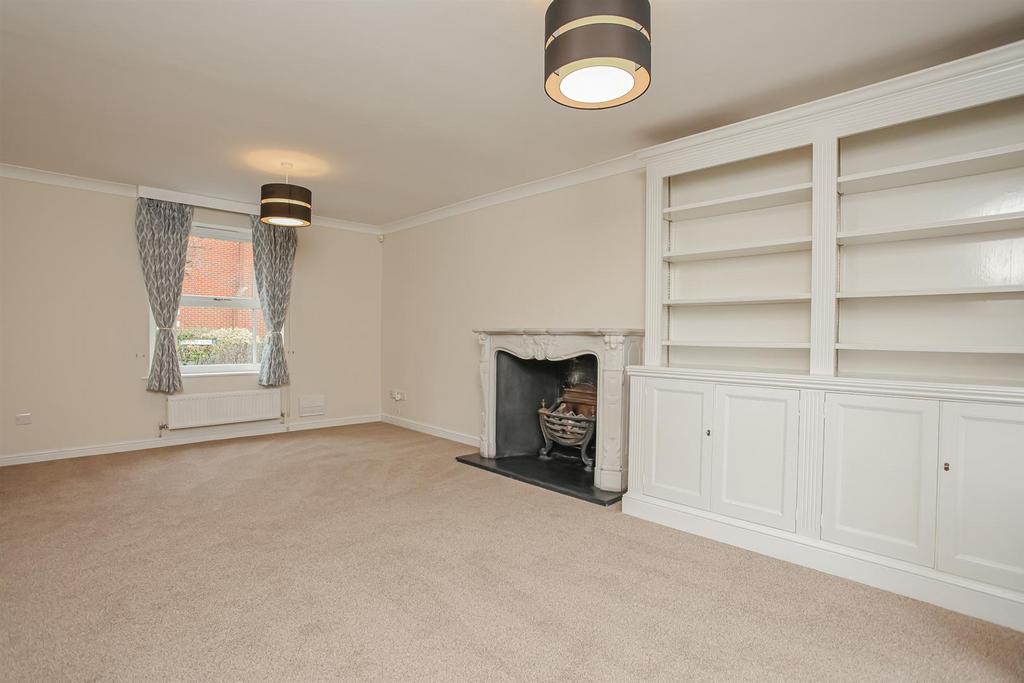 7 Reedmace Road (20).jpg
