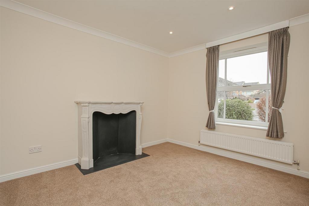7 Reedmace Road (21).jpg