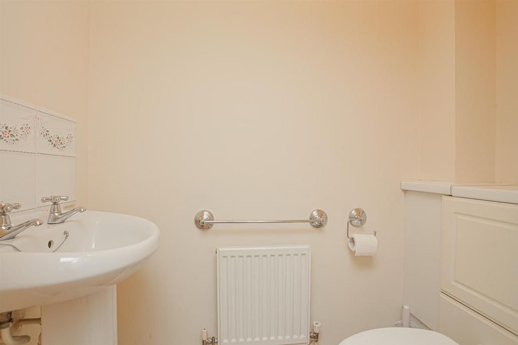 7 Reedmace Road (22).jpg