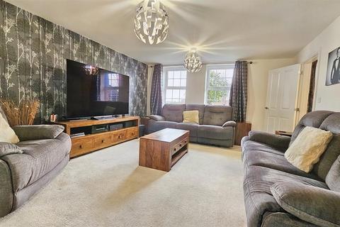 5 bedroom detached house for sale, Tweed Street, Lubbesthorpe, Leicester