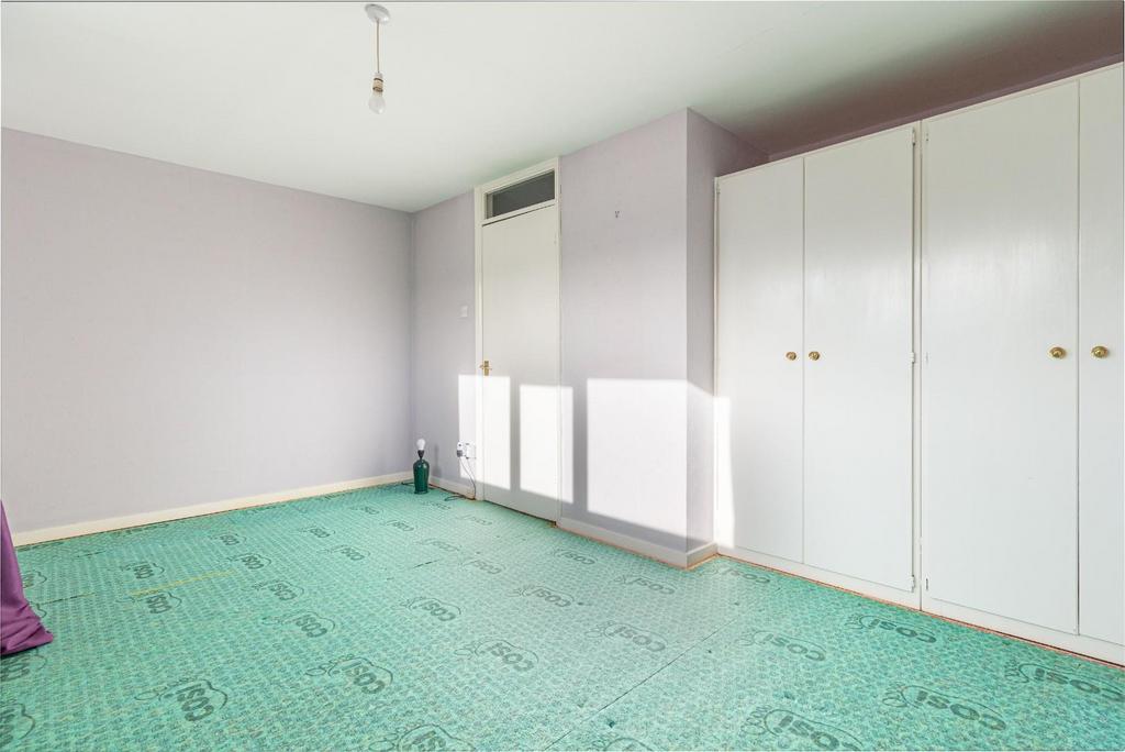 Bedroom-1-3.jpg