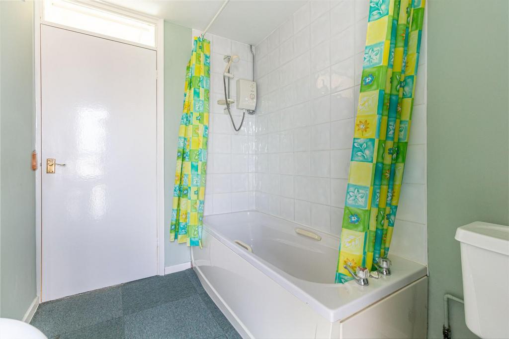 Bathroom-2.jpg