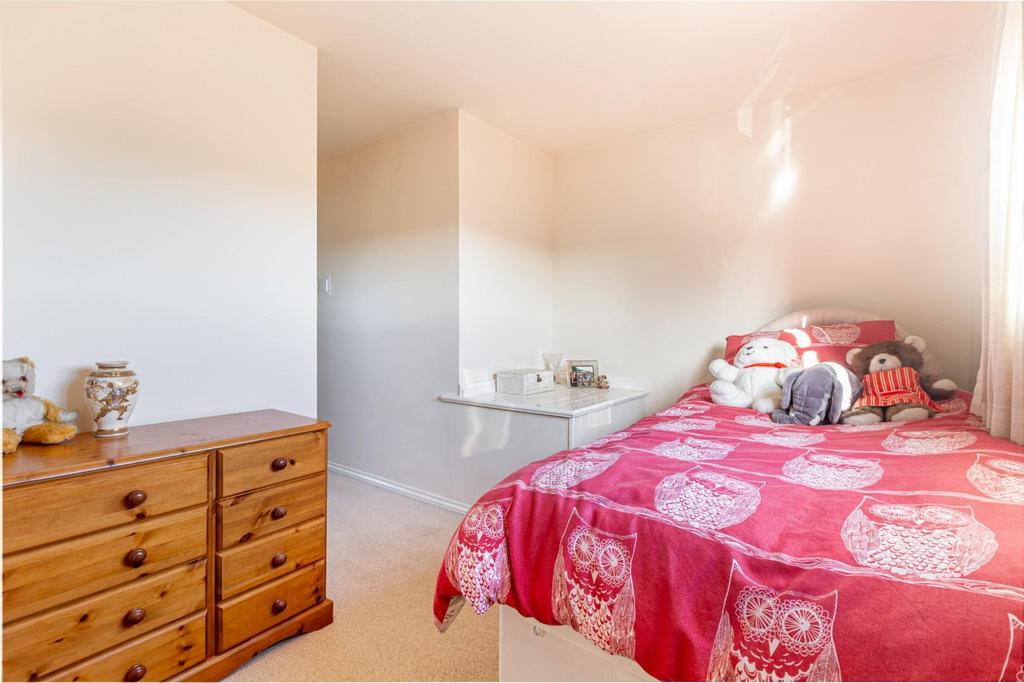 Bedroom-2-2.jpg