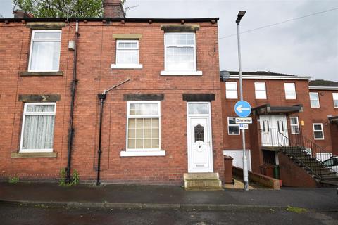 2 bedroom end of terrace house to rent, Twitch Hill, Wakefield WF4