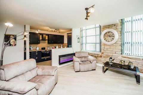 2 bedroom apartment for sale, Stoney Lane, Huddersfield HD3