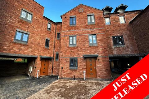 3 bedroom townhouse for sale - Emscote Old Wharf, Warwick