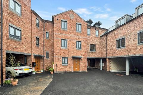 3 bedroom townhouse for sale, 8 Emscote Old Wharf, Warwick