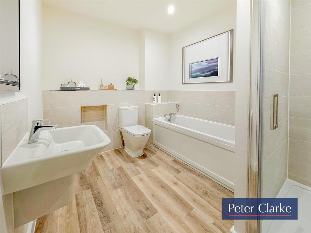 Ensuite