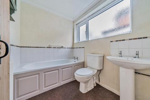 28 Church Fields, West Malling, ME19 6RJ