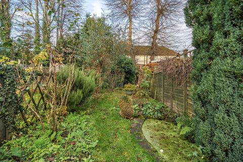 28 Church Fields, West Malling, ME19 6RJ