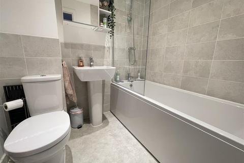 2 Chicheley Lane, Salisbury, SP2 9GJ