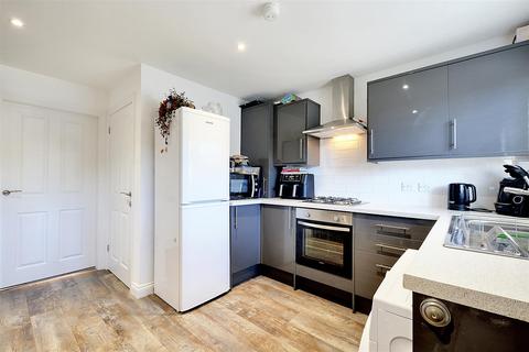 2 bedroom semi-detached house for sale, Piccadilly, Nottingham