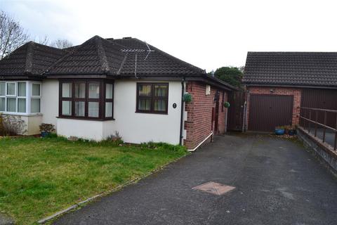 2 bedroom semi-detached bungalow for sale, Clingo Road, Leominster