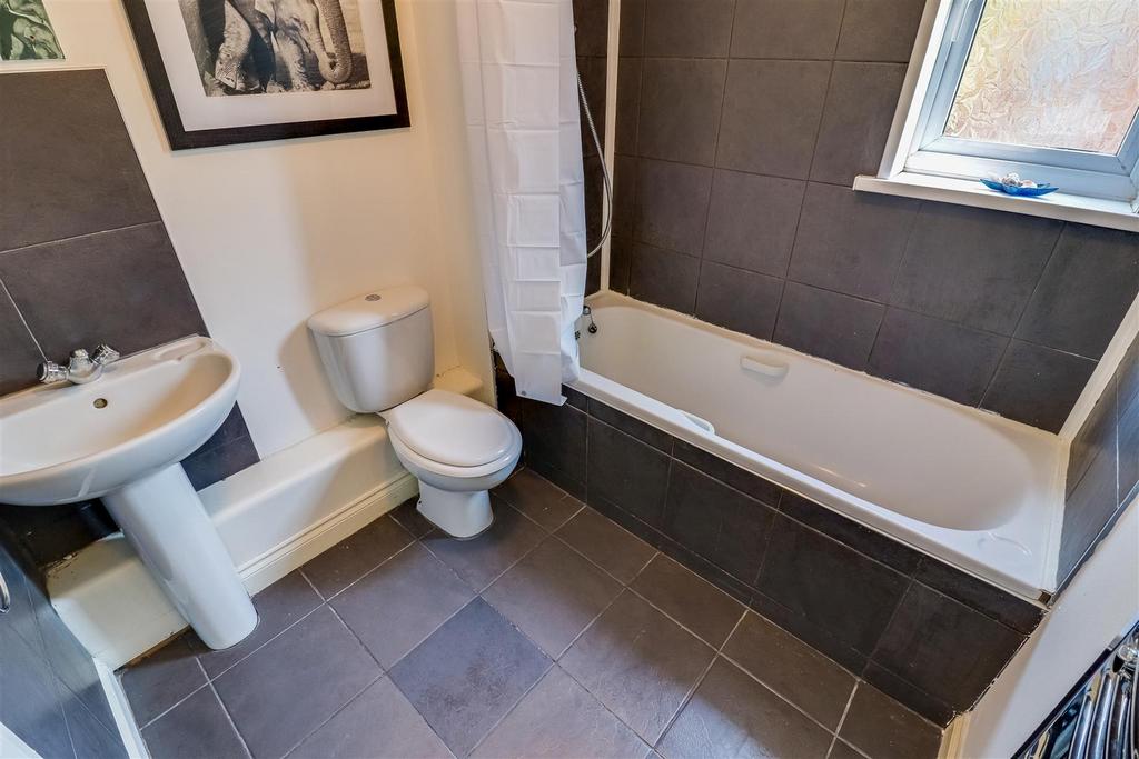 Bathroom/w.c.