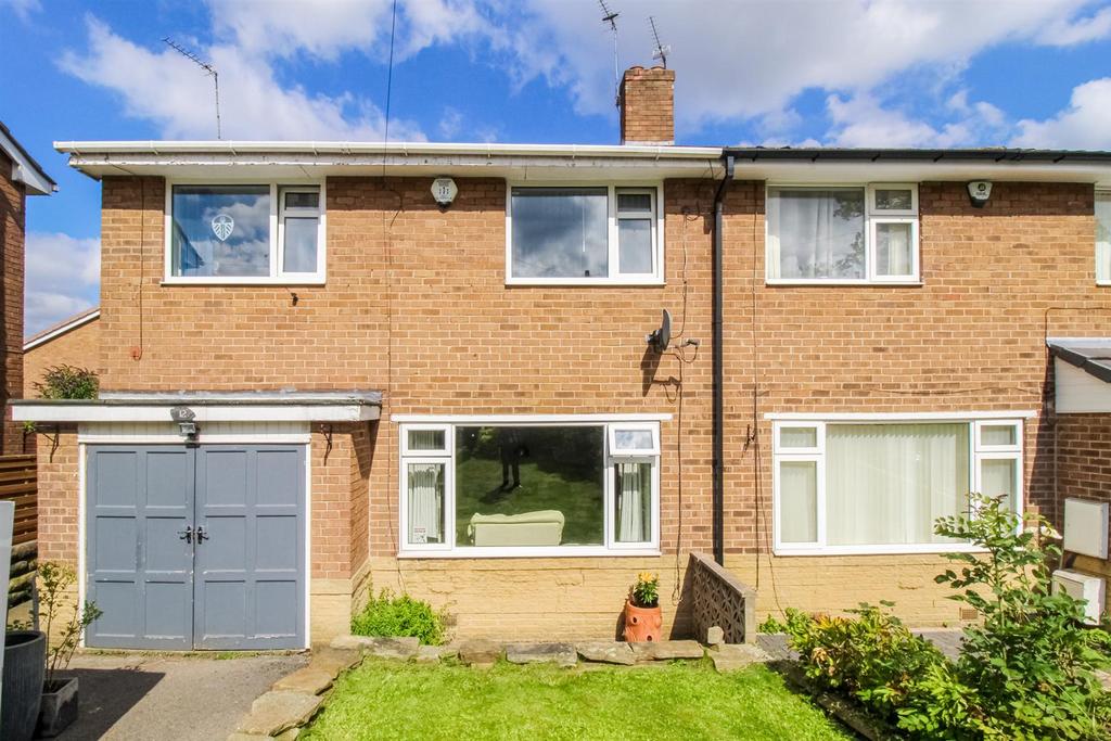 Sandal Cliff, Wakefield WF2 4 bed semidetached house to rent £1,095
