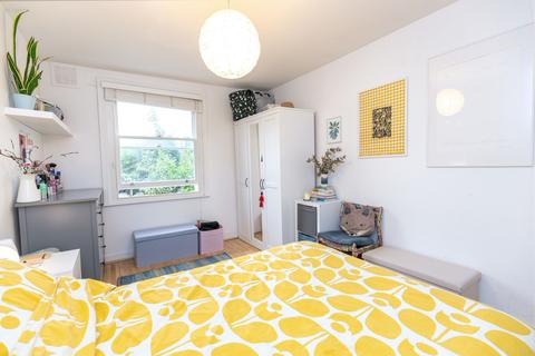 2 bedroom apartment for sale, Priory Park Road, Queens Park, NW6