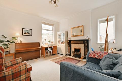 43 Ashgate Road, Chesterfield, S40 4AG