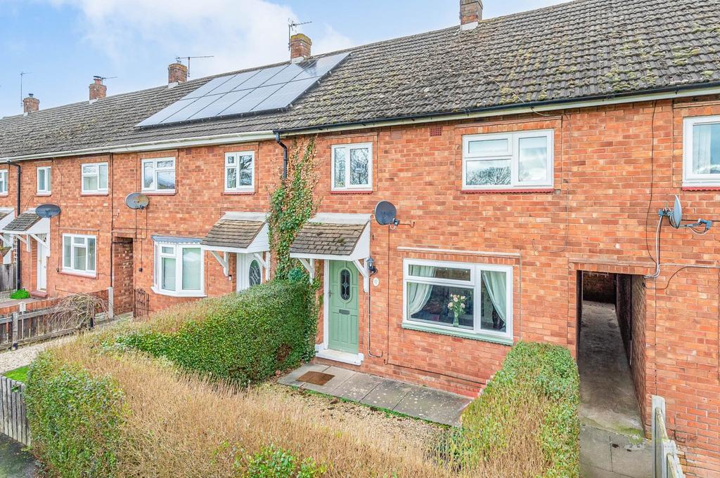 Moston Road, Shrewsbury, SY1 3 bed terraced house £175,000