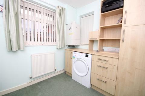 4 Chidden Close, Wirral, CH49 3AA