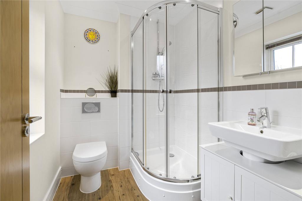 2nd En-Suite